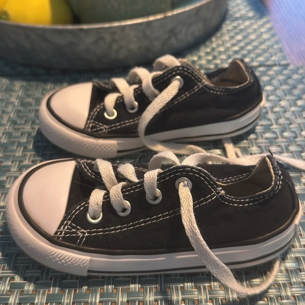 Converse All-Star Black & White Chuck Taylor Sneakers - Size 7 Toddler